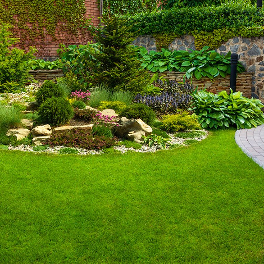 Progettazione e realizzazione aree verdi L&rsquo;ARMONIA IN GIARDINO DITTA BERIACH FLAVIO a Cividale del Friuli